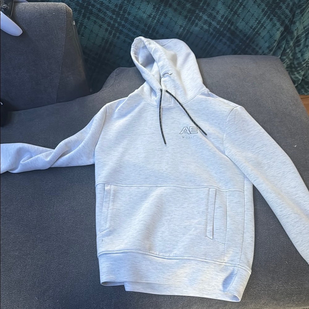 American Eagle Outfitters Men's White Hoodie